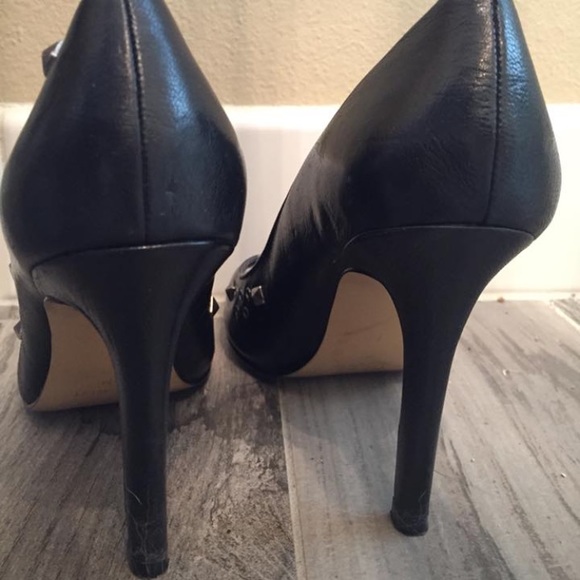 Nine West Black Leather Studded Stiletto Heels 6 - Picture 5 of 5